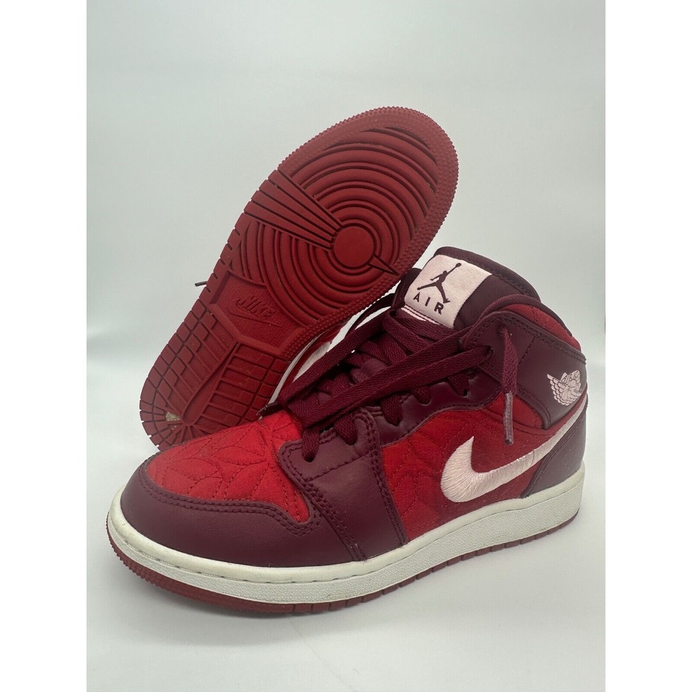 Nike Air Jordan 1 Mid SE GS Red Quilt AV5174-600 Size 4.5Y‎